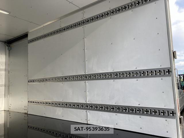 Mitsubishi CANTER 2016-12 6902993-25