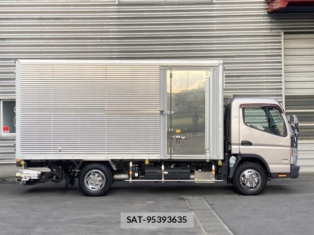 Mitsubishi CANTER 2016-12 6902993-3
