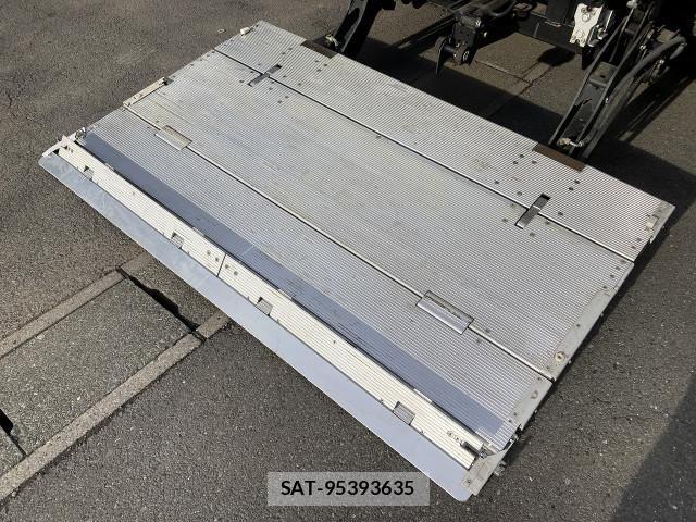 Mitsubishi CANTER 2016-12 6902993-7