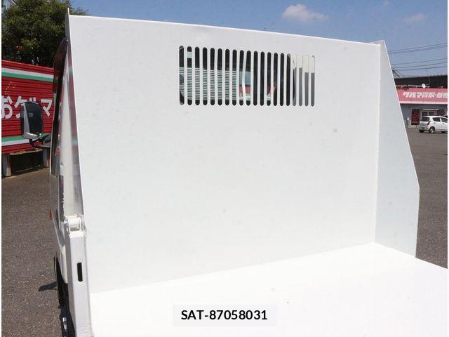 Mitsubishi CANTER 2017-09 6903019-24