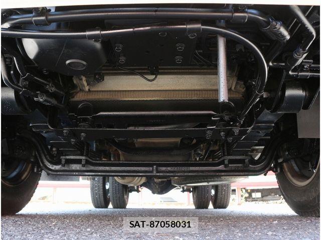 Mitsubishi CANTER 2017-09 6903019-28
