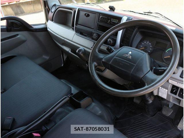 Mitsubishi CANTER 2017-09 6903019-2