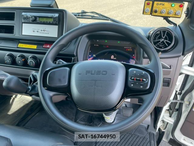 Mitsubishi CANTER 2026-01 6902972-26