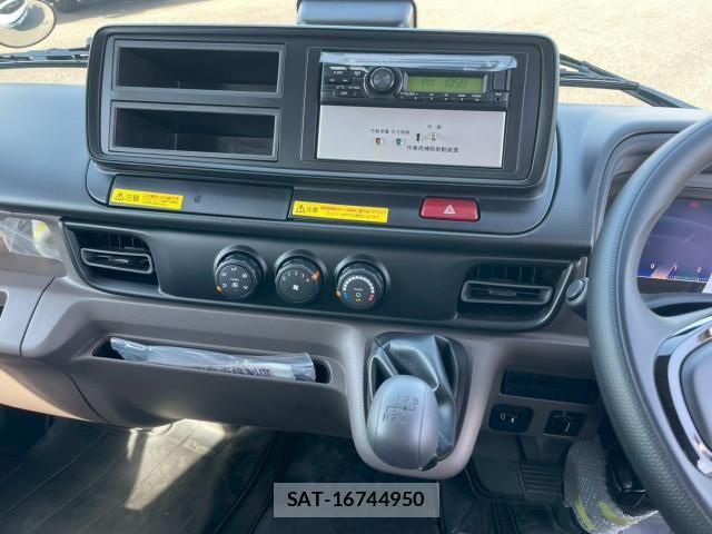 Mitsubishi CANTER 2026-01 6902972-27