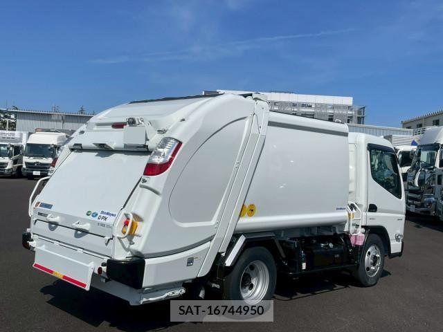 Mitsubishi CANTER 2026-01 6902972-3