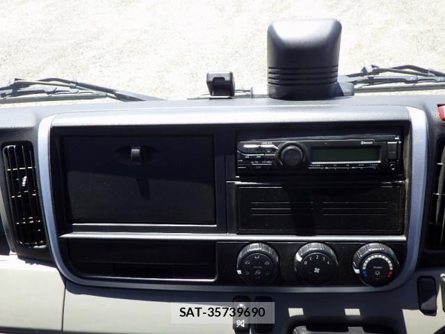 Mitsubishi CANTER 2021-07 6902997-11