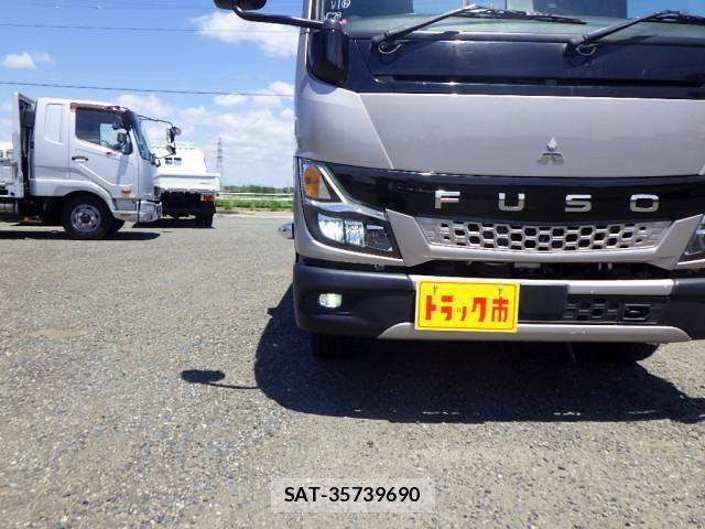 Mitsubishi CANTER 2021-07 6902997-2