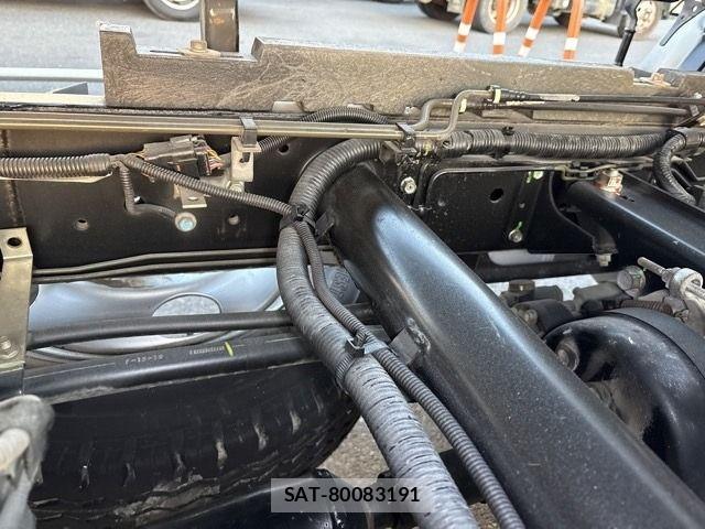 Mitsubishi CANTER 2018-12 6902998-11