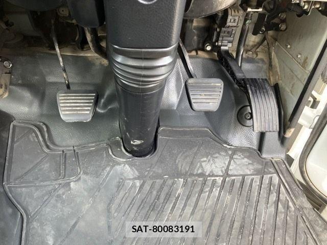 Mitsubishi CANTER 2018-12 6902998-6