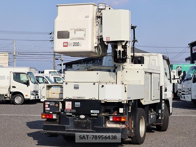 Mitsubishi CANTER 2018-01 6903009-2