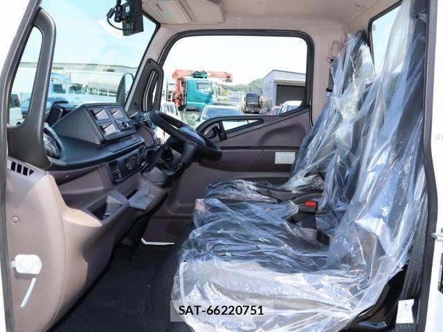 Mitsubishi CANTER 2026-02 6902976-25