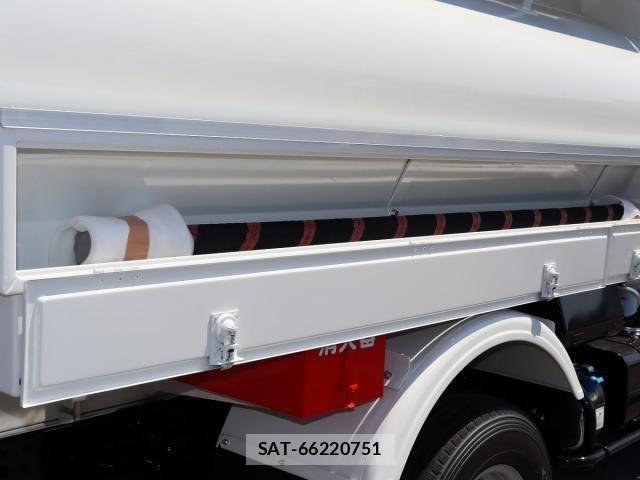 Mitsubishi CANTER 2026-02 6902976-8