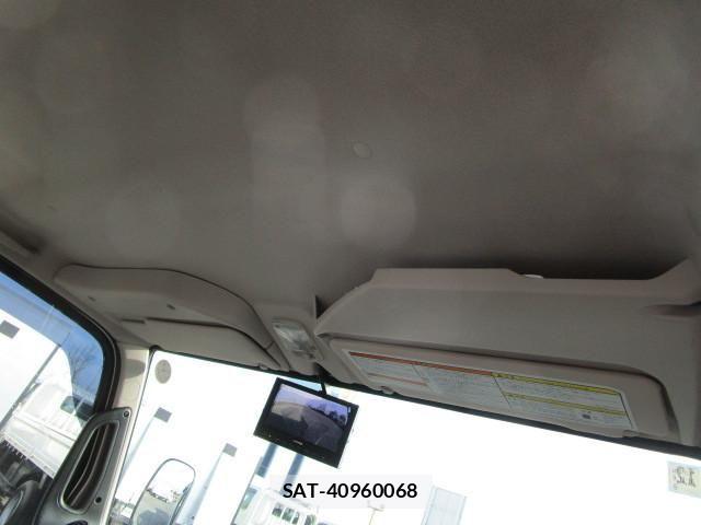Mitsubishi CANTER 2026-01 6902989-9