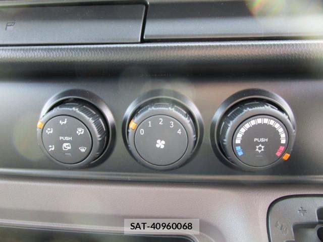 Mitsubishi CANTER 2026-01 6902989-15