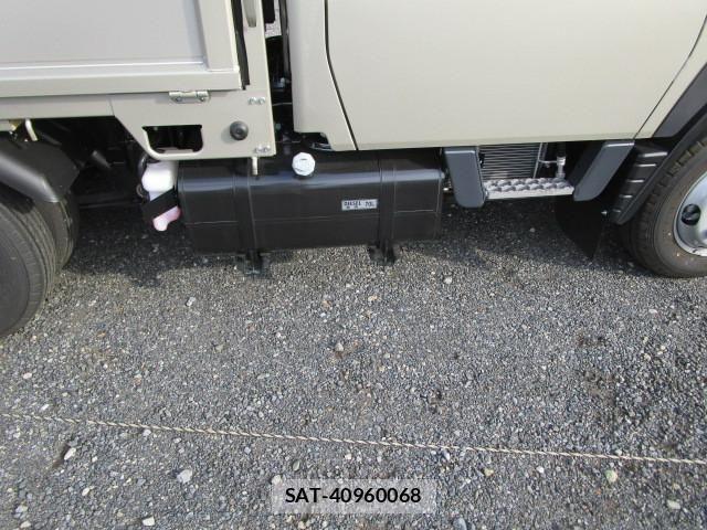 Mitsubishi CANTER 2026-01 6902989-27