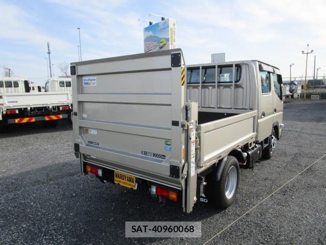 Mitsubishi CANTER 2026-01 6902989-3