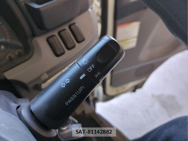 Mitsubishi CANTER 2012-10 6903025-25