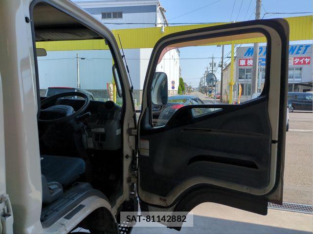 Mitsubishi CANTER 2012-10 6903025-26