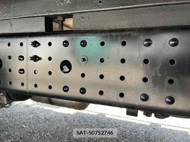 Mitsubishi CANTER 2017-02 6903000-26