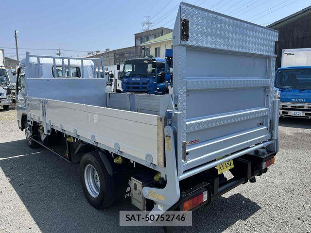 Mitsubishi CANTER 2017-02 6903000-3