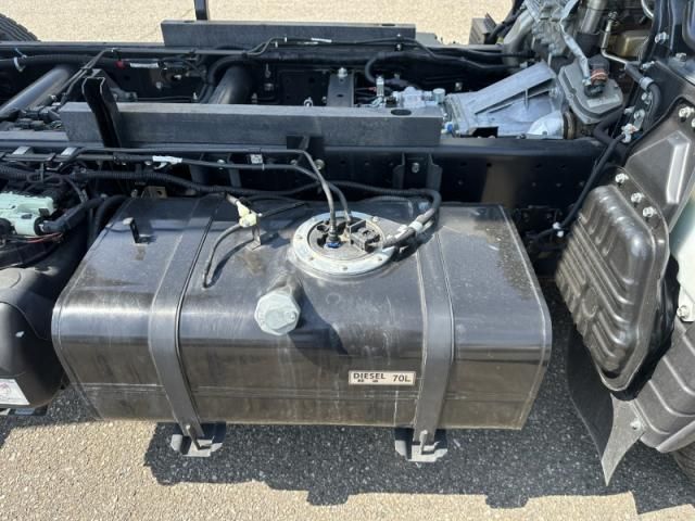 Mitsubishi CANTER 2023-03 6919882-17
