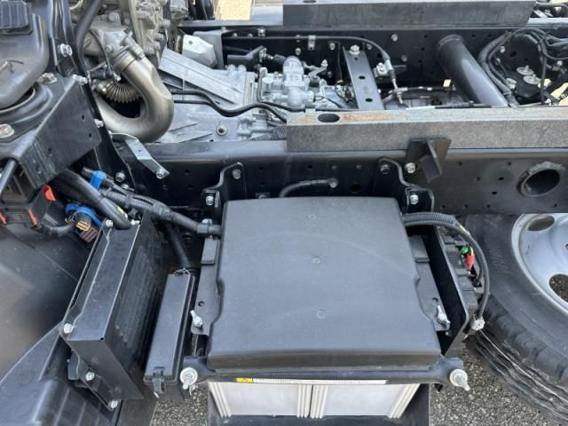 Mitsubishi CANTER 2023-03 6919882-20