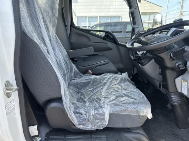 Mitsubishi CANTER 2023-03 6919882-28