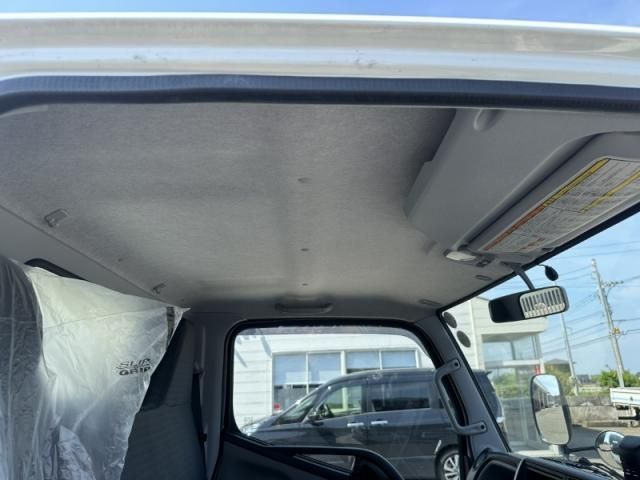 Mitsubishi CANTER 2023-03 6919882-29