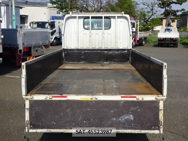 Mitsubishi CANTER 2013-10 6903021-10
