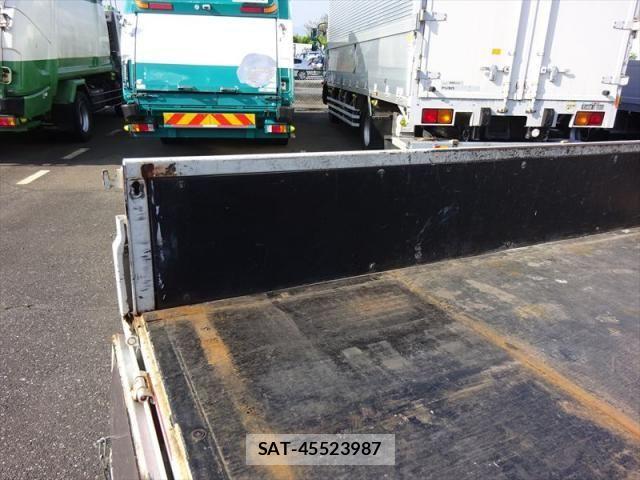 Mitsubishi CANTER 2013-10 6903021-12