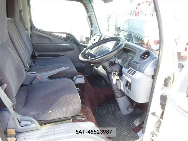 Mitsubishi CANTER 2013-10 6903021-18