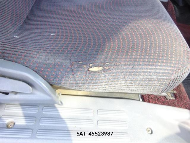 Mitsubishi CANTER 2013-10 6903021-19