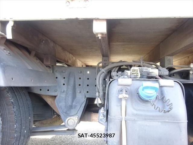 Mitsubishi CANTER 2013-10 6903021-6