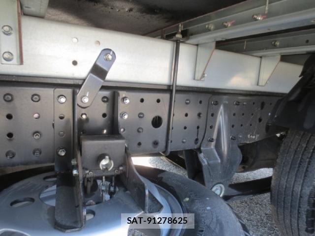 Mitsubishi CANTER 2023-12 6902992-12