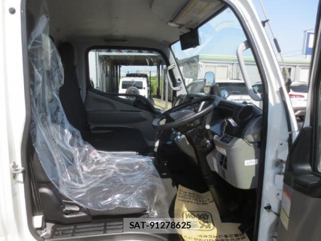 Mitsubishi CANTER 2023-12 6902992-13