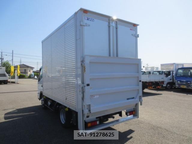 Mitsubishi CANTER 2023-12 6902992-4