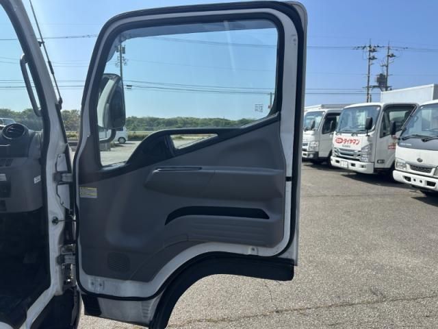 Mitsubishi CANTER 2020-01 6919883-27