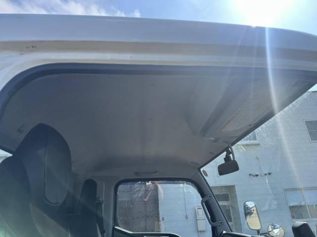 Mitsubishi CANTER 2020-01 6919883-29