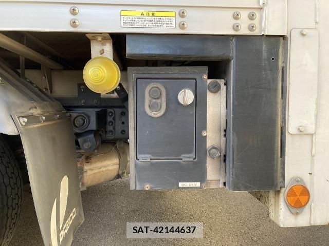 Mitsubishi CANTER 2019-03 6902999-9