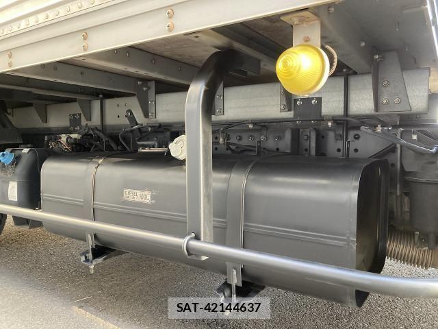 Mitsubishi CANTER 2019-03 6902999-10