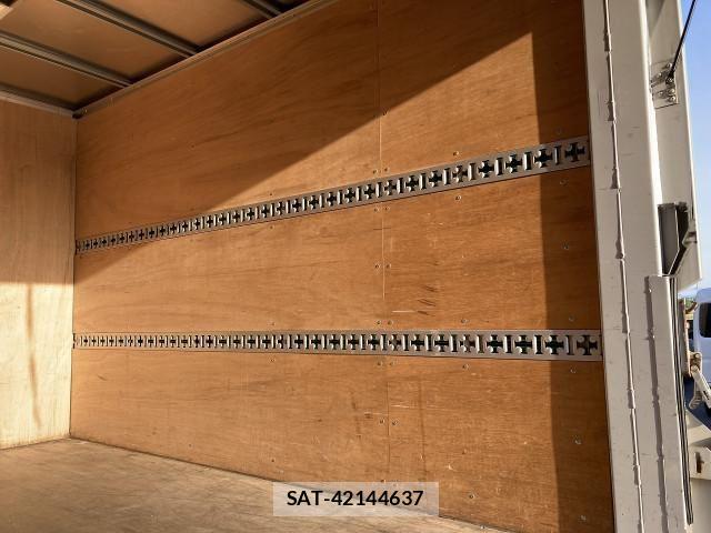 Mitsubishi CANTER 2019-03 6902999-22