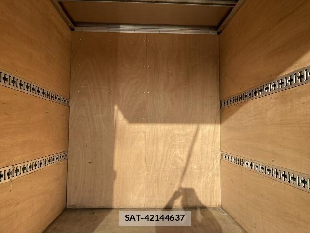 Mitsubishi CANTER 2019-03 6902999-25