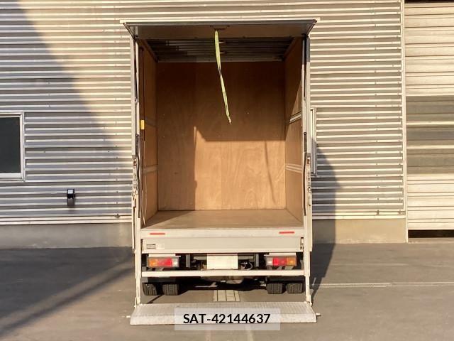 Mitsubishi CANTER 2019-03 6902999-3