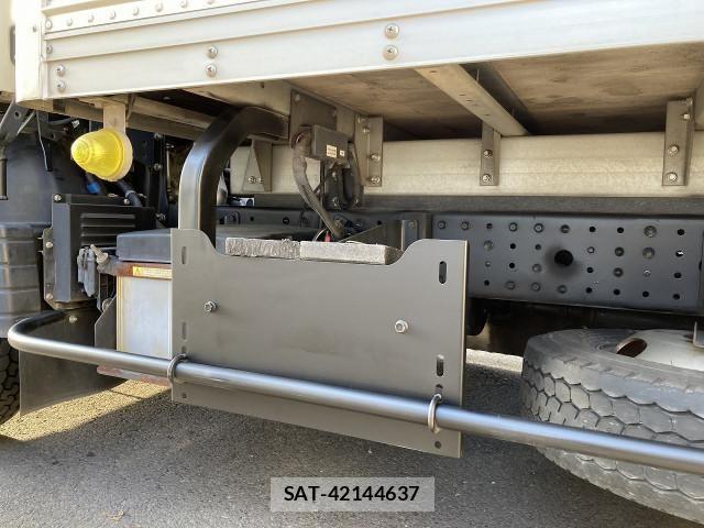 Mitsubishi CANTER 2019-03 6902999-8