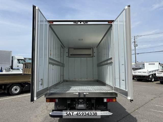 Mitsubishi CANTER 2020-07 6903007-12
