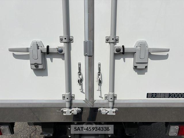Mitsubishi CANTER 2020-07 6903007-15