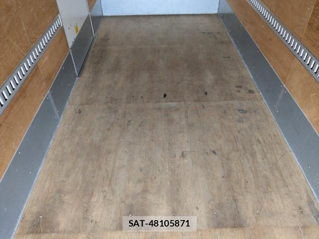 Mitsubishi CANTER 2018-02 6903011-19