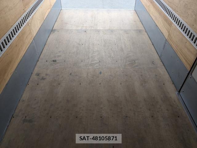 Mitsubishi CANTER 2018-02 6903011-23