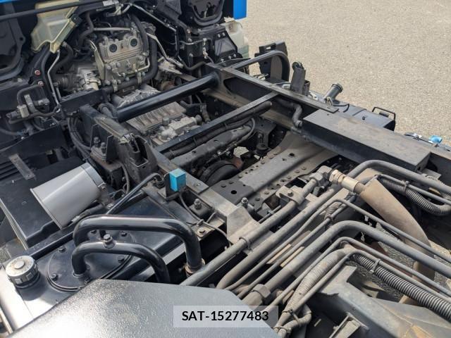 Mitsubishi CANTER 2015-05 6903008-23