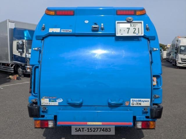 Mitsubishi CANTER 2015-05 6903008-4